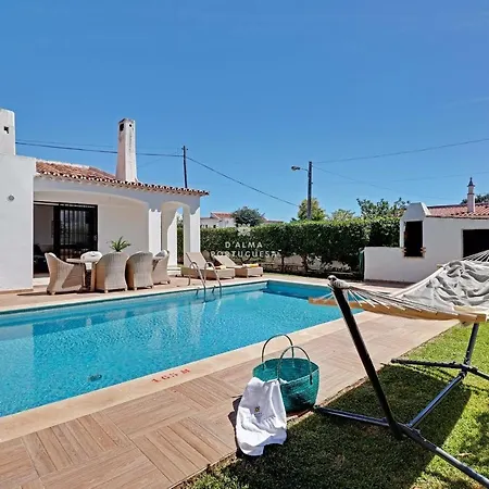Oura Villa